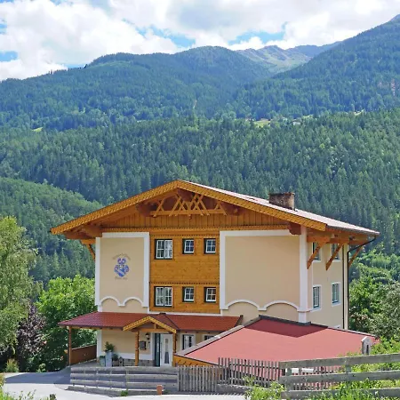 Appartement Pfeifer-2 By Interhome